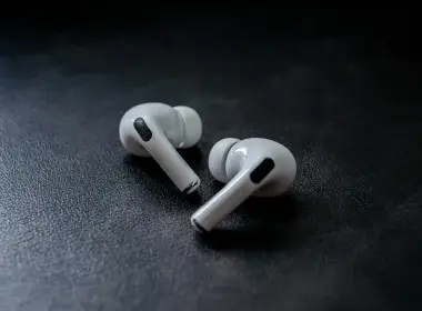 How to Change AirPods Pro Tips