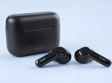 How to reset TOZO NC2 earbuds